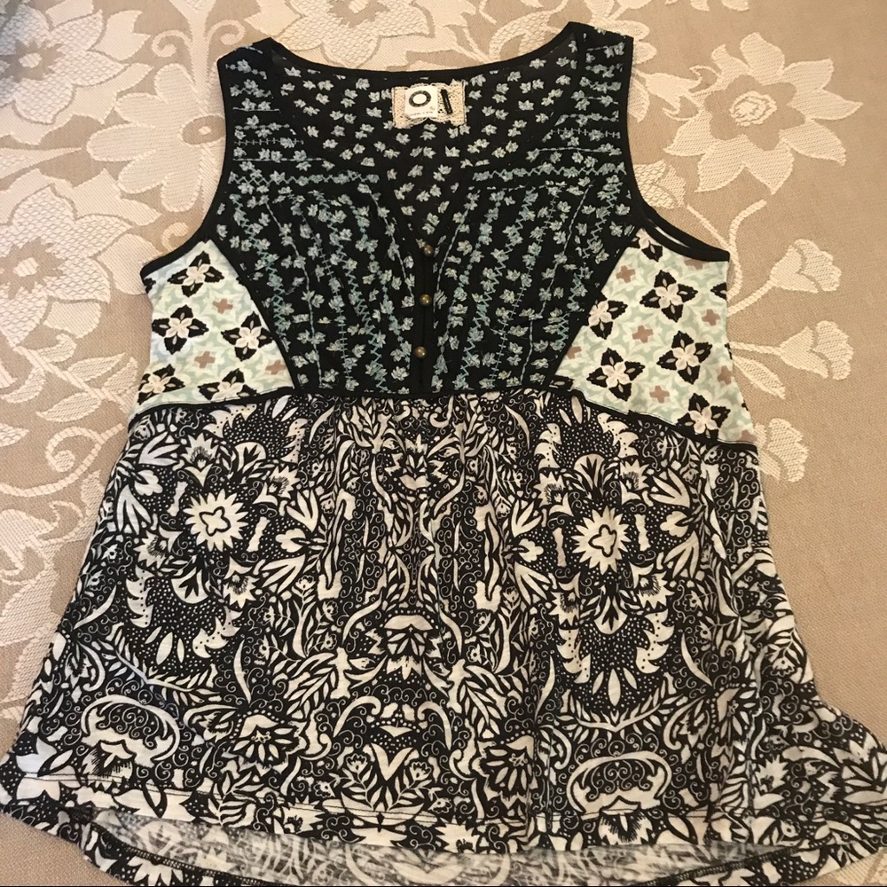 Anthropologie Akemi and Kin Tank Top